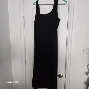 Jessica Howard Black Sleeveless Maxi Dress